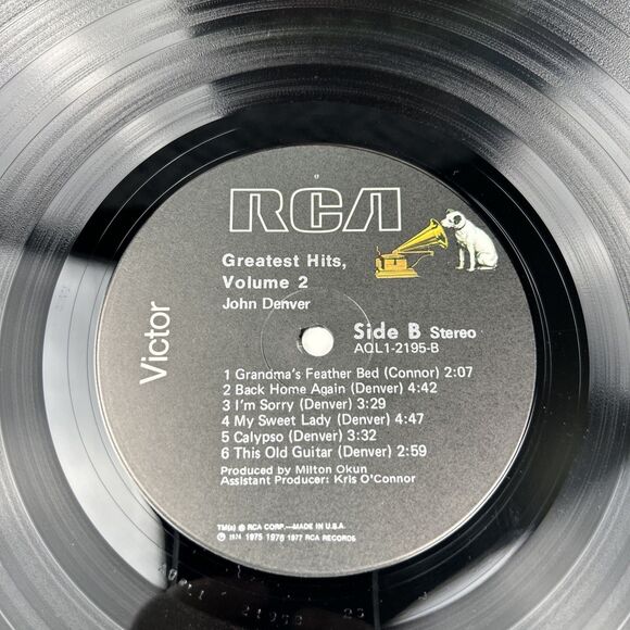 John Denver - Greatest Hits Volume 2 - RCA Records Pressing AQL1-2195 - Picture 2 of 9